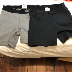 Nike compression short